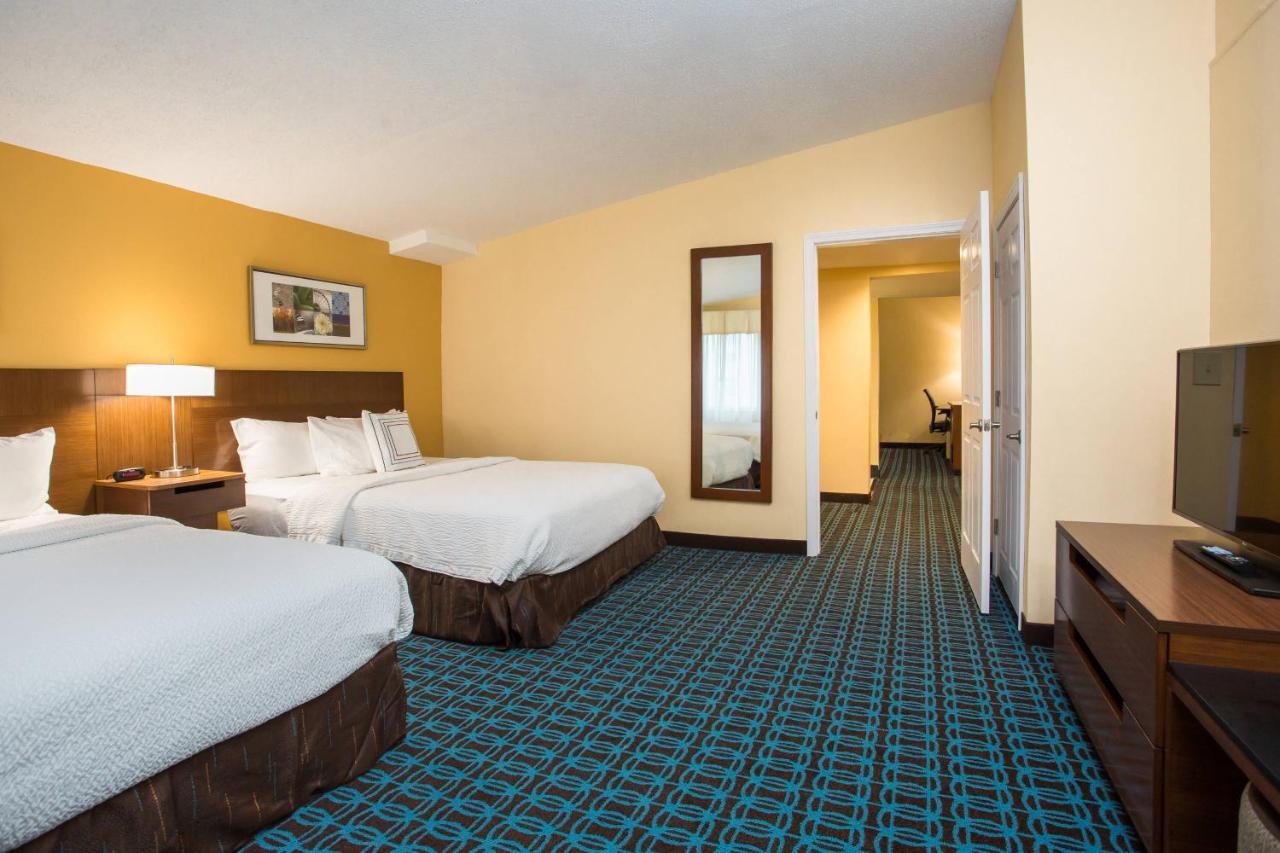 Fairfield Inn Boston Dedham Exterior photo