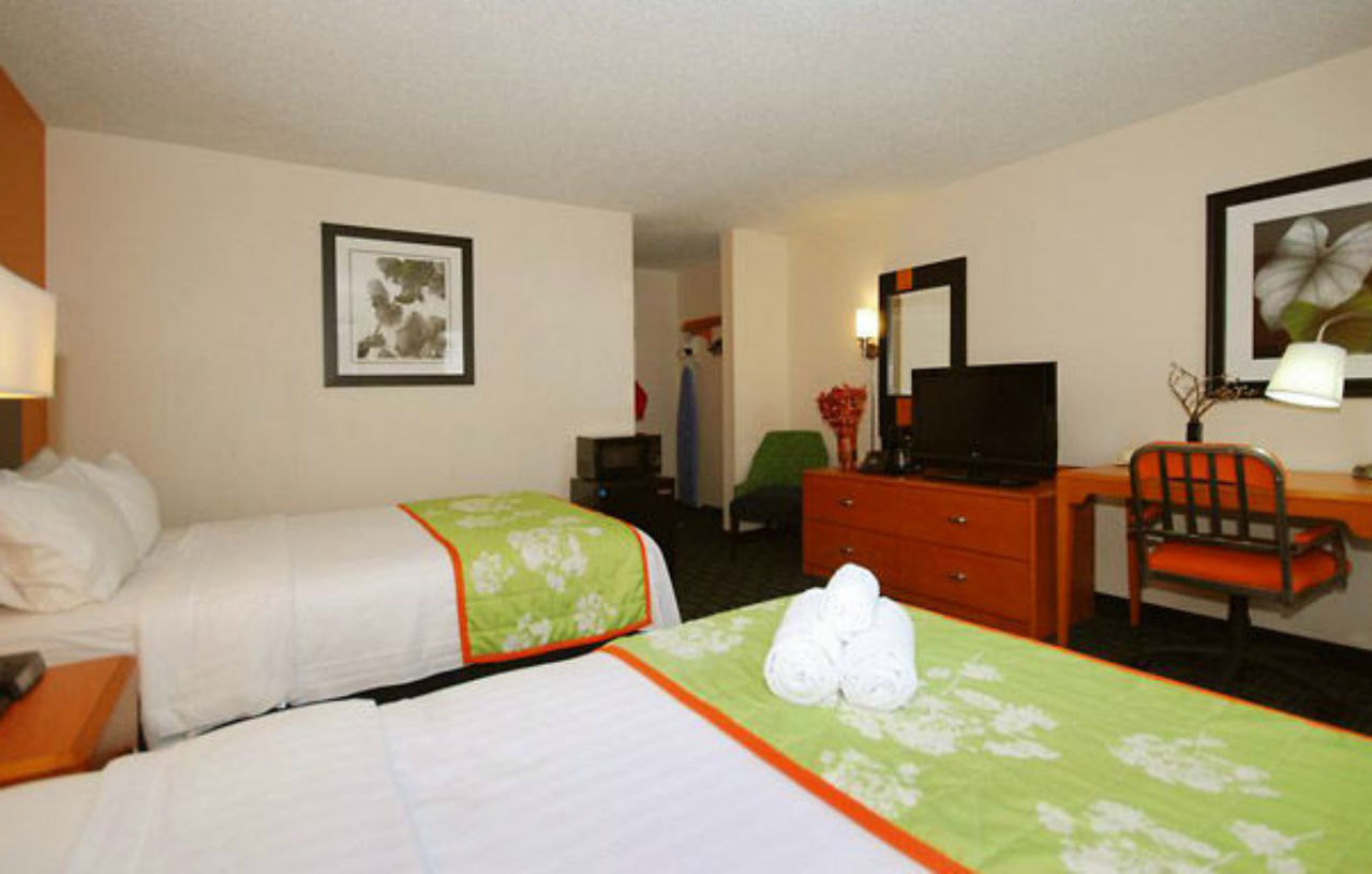 Fairfield Inn Boston Dedham Exterior photo
